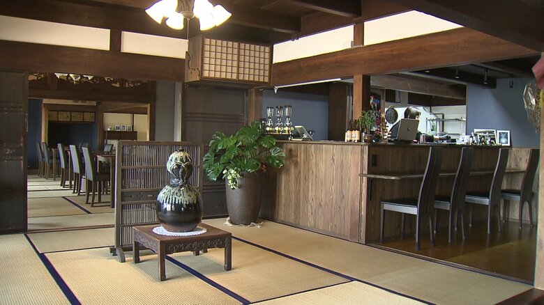 趣ある店内