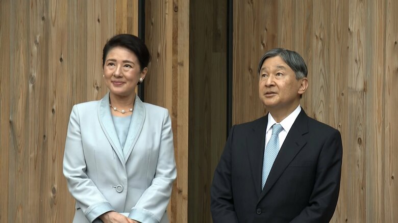 「日本館」を視察される両陛下（2025年4月11日）