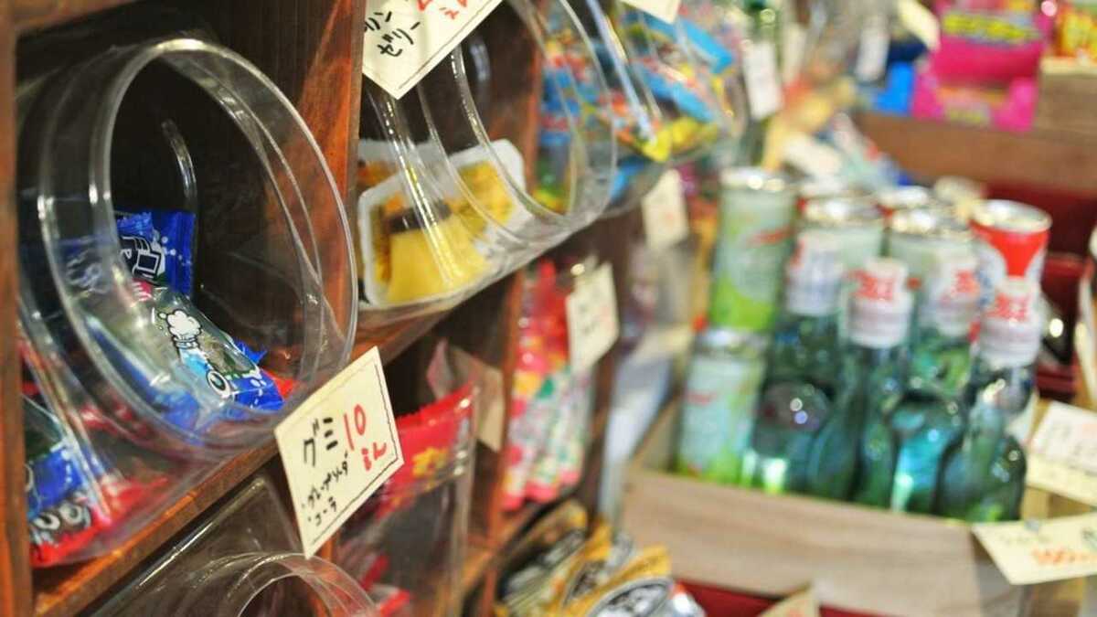 平成の間に懐かしの「駄菓子」が消えた...このままなくなってしまう