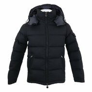 エコスタイル宅配買取センター、モンクレール買取モデルランキングを公開