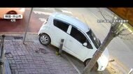 バックでまさかの急発進…猛スピードで店に突っ込んだ車　睡眠薬飲んだ直後に運転し書類送検　韓国