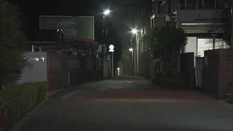「騒がないで」ナイフ突きつけ女性からバッグ奪った男が逃走中　身長170センチくらい、黒髪短髪、紺色のパーカー　東京・武蔵野市