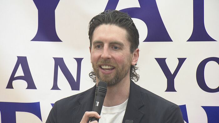 家族への思いを語るライアン選手