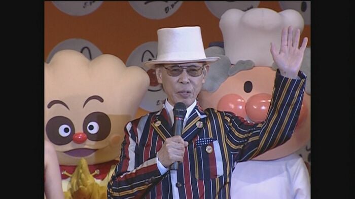 やなせさんについて梯さんは「風に吹かれる柳のような方」と語る