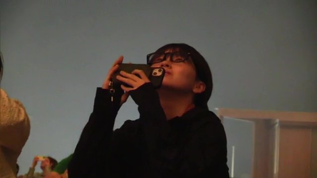 夜空を照らす花火に決意を新たにした脇坂さん