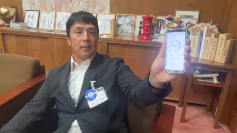 スマホ「1日2時間」全国初の条例案審議スタート…10月施行予定　愛知・豊明市民からは賛否の声　市長は取材の日は「3時間57分」使用｜FNNプライムオンライン