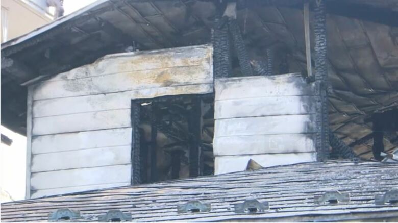 2019年12月25日クリスマス　2階建ての住宅全焼