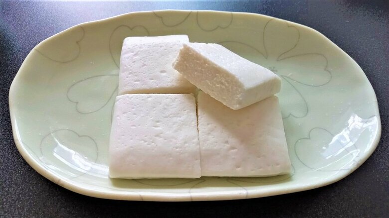 定規で切ったはんぺん