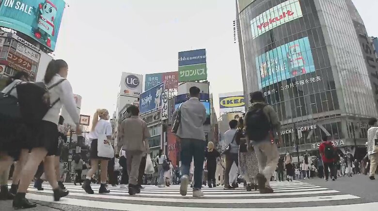 多くの人が行き交う東京・渋谷（5月27日）