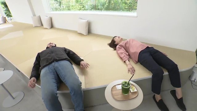 取材したキャスターも畳の良さを実感