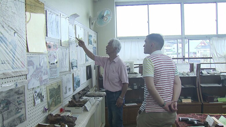 アメリカ海軍兵士が資料館を訪れた