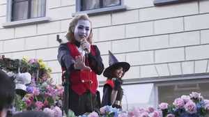 「家族でハロウィーンしたい」りゅうちぇる 実の姉・比花知春と仮装で登場