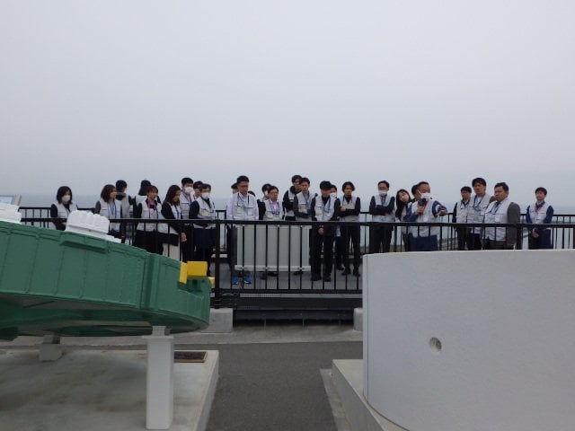 1時間の滞在で歯科でのレントゲン撮影4回分くらいの線量になるという【写真提供：東京電力HD（株）】