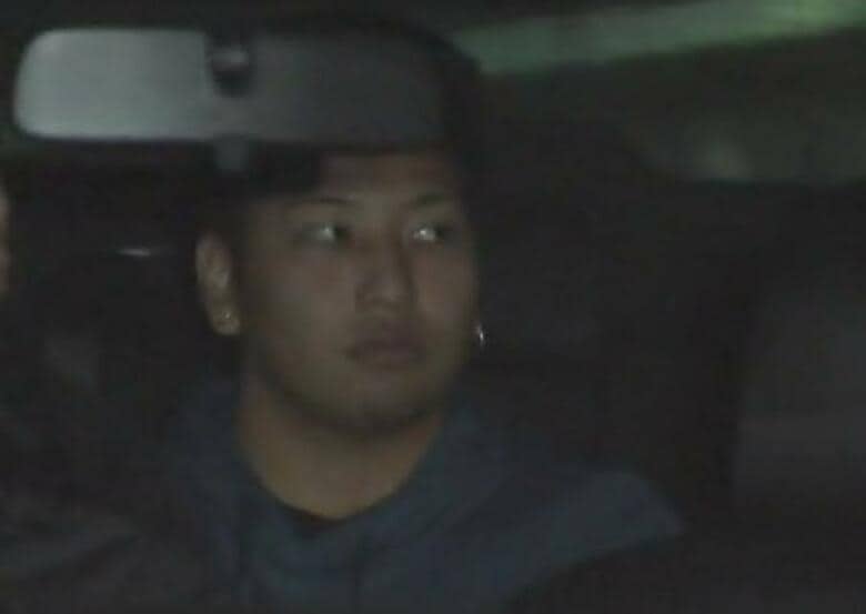 インターフォン鳴らして対応した住人に催涙スプレーなどの暴行…強盗傷害容疑などで”指示役”ら3人逮捕　大阪府警｜FNNプライムオンライン