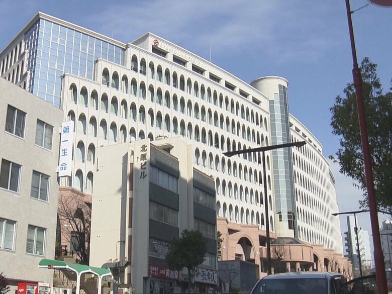 複数年にわたりセクハラやアカハラなど…私立大学の50代男性教授が学生へのハラスメント行為で懲戒解雇｜FNNプライムオンライン