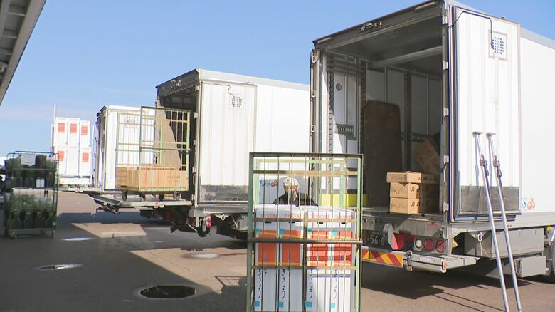 花の積み替え作業