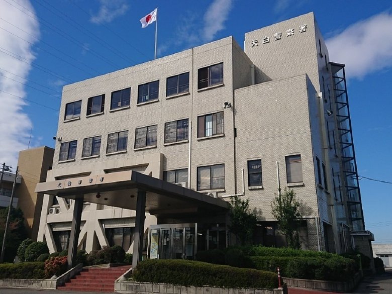 コンビニで15分間ズボンから下半身露出し歩き回ったか…32歳男逮捕 当時20代女性店員は気づかず
