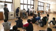 アルミ缶を集めて…児童が福祉施設に車いす贈呈 秋田・大館市