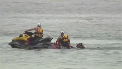 ７月３日の海開きを前に　青島海水浴場で水難救助訓練