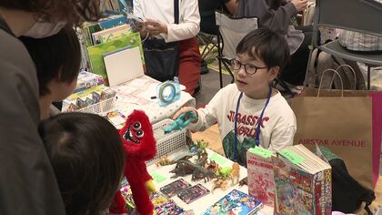 子どものフリマ『つなぐマルシェ』開催！“子ども店長”になって自分の本やおもちゃなどを販売＿リユースとお金の仕組みを学ぶ体験型イベントに約100組の親子が来場〈北海道札幌市〉