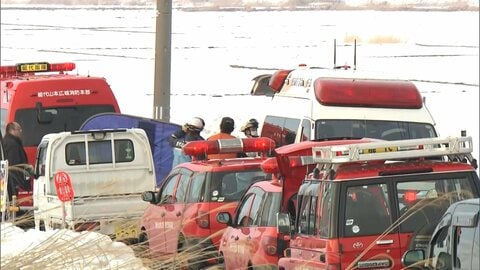 ワカサギ釣りの男性2人が用水路に転落…60代男性が意識不明、もう1人は低体温症の疑い　秋田・三種町