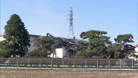 栃木のプラスチック工場火災ようやく鎮圧　発生から24時間以上が経過