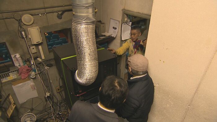 シネ・ウインドの映写室