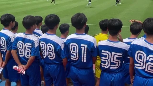 スタンドの部員も思いは一緒