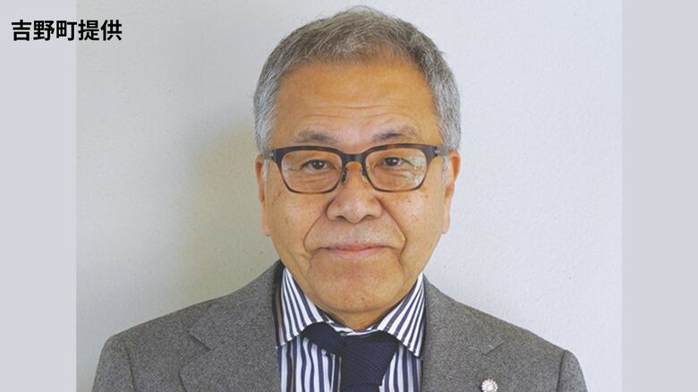 「10期目・議長経験8回のベテラン町議」逮捕　太陽光パネル事業で「わいろ」現金200万円受け取り疑い｜FNNプライムオンライン