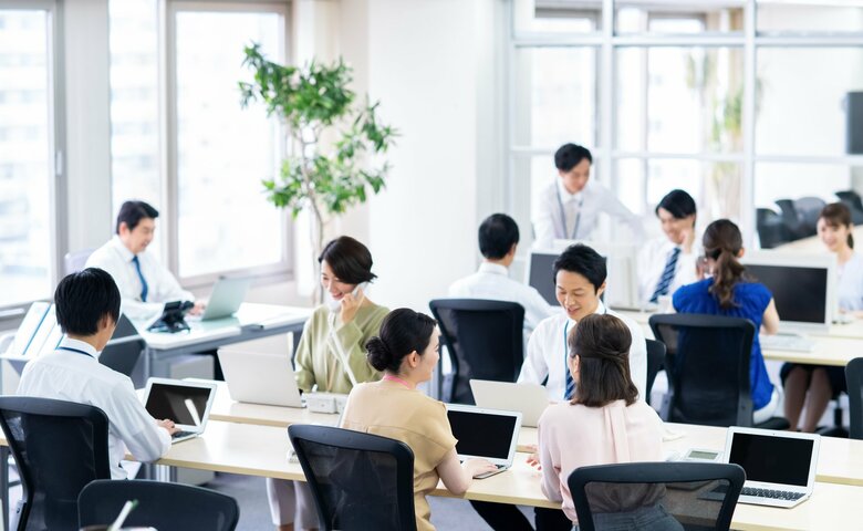 ビジネスシーンにおける「検索行動」に関するアンケート調査～「AI Overviews」のリンク「クリックしない」4割超え～