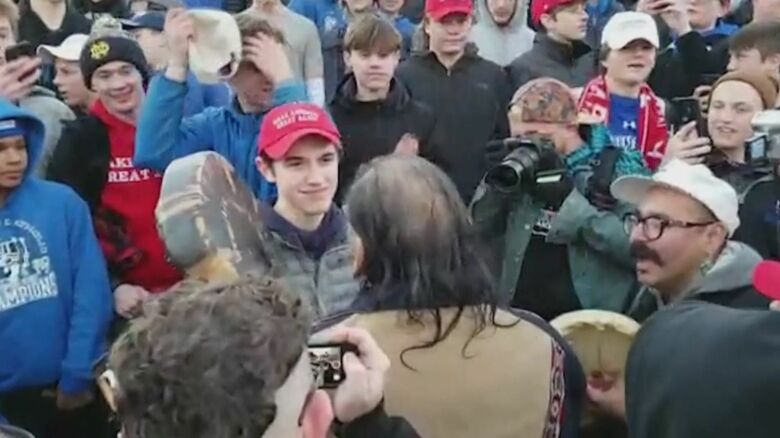 別の角度から捉えたサンドマン君とフィリップ氏