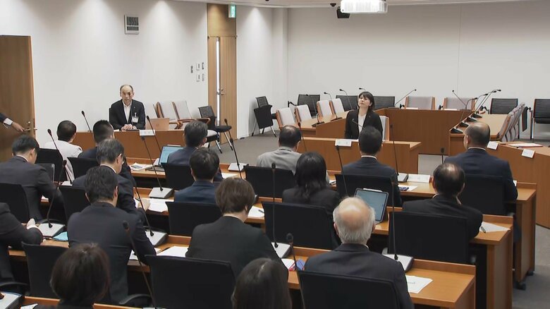 市議会での小川晶・前橋市長（10月2日午前）