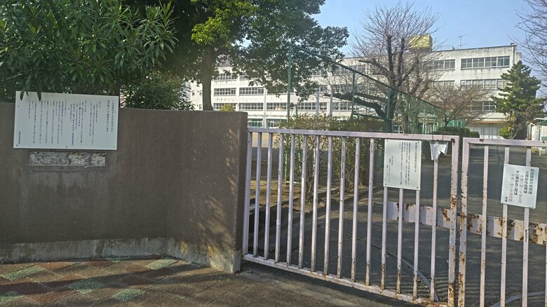 廃校になった小学校