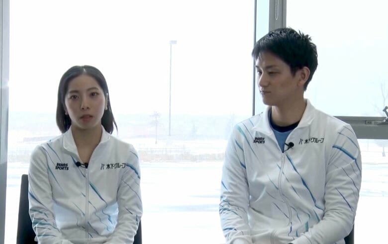 拠点のトロントでインタビューに応じた三浦・木原組