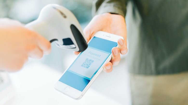 交際関係も影響していそう（画像はイメージ）