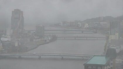【速報】松江市で初雪　平年より4日早い観測　今季最強の寒気で山地は積雪の恐れ（島根）