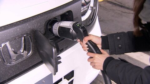 EV普及に向けホンダ　商業施設での充電インフラ拡大へ