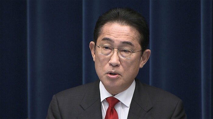 異次元の少子化対策について記者会見を行った岸田首相(17日)