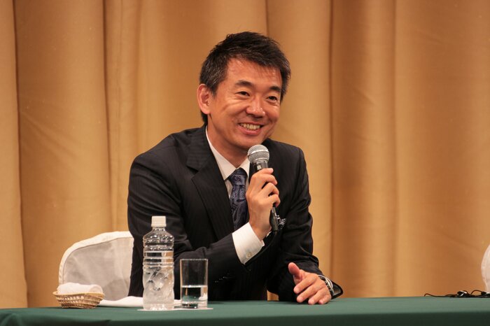 2015年 政界引退を発表