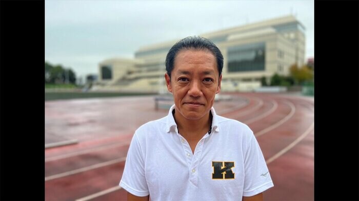 慶應義塾大学競走部の鹿又理監督