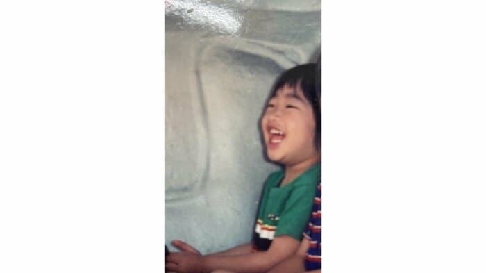 楽しそうに笑う平良俊樹くん 3歳ごろ