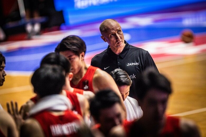 「レベルアップしたのは間違いない」と振り返ったトム・ホーバスHC（C）FIBA