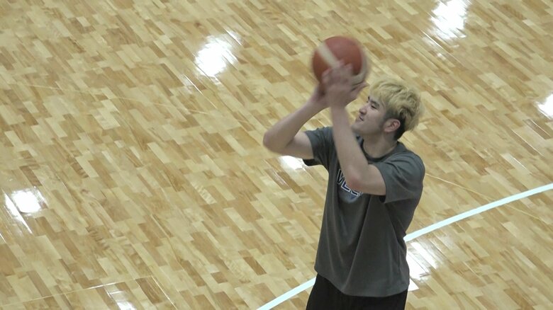 新加入の川真田紘也選手も汗を流した