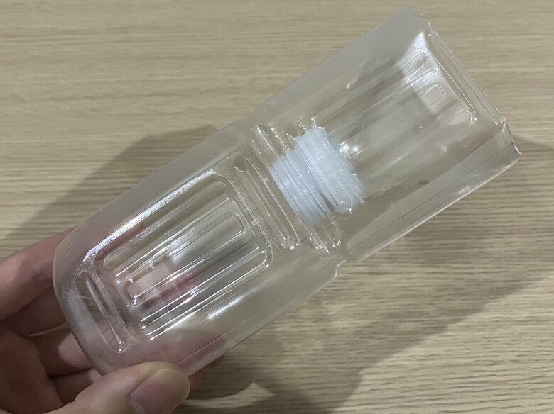 ペットボトルで作れるカメムシの捕獲器（編集部撮影）