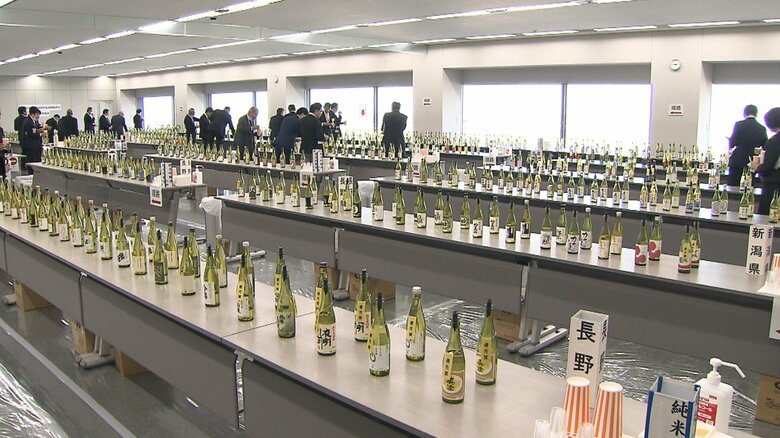 表彰式の後、関係者によると、味や香りの「飲み比べ」が行われた。