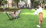 公園でハンモック休憩 廃校プールはスケボー練習場に…公共施設を民間の力で大胆リノベ【静岡発】