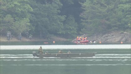【中継】防犯カメラに自衛隊機が墜落する激しい音が　夜通し捜索も隊員2人の安否不明…エンジン発見か