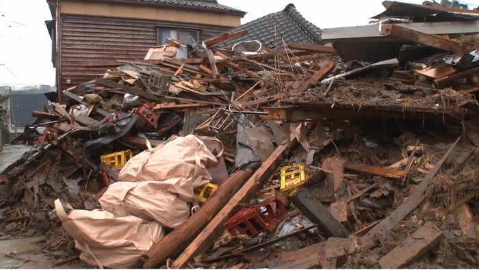倒壊した中島酒造の建物 2024年1月