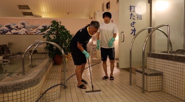 映画「もう一度生まれる」より
