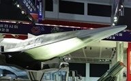 武装装備展示会で展示された火星12NA極超音速滑空体(HGV)ミサイル。HGVの形状が火星8と微妙に異なる。(労働新聞・7月28日)